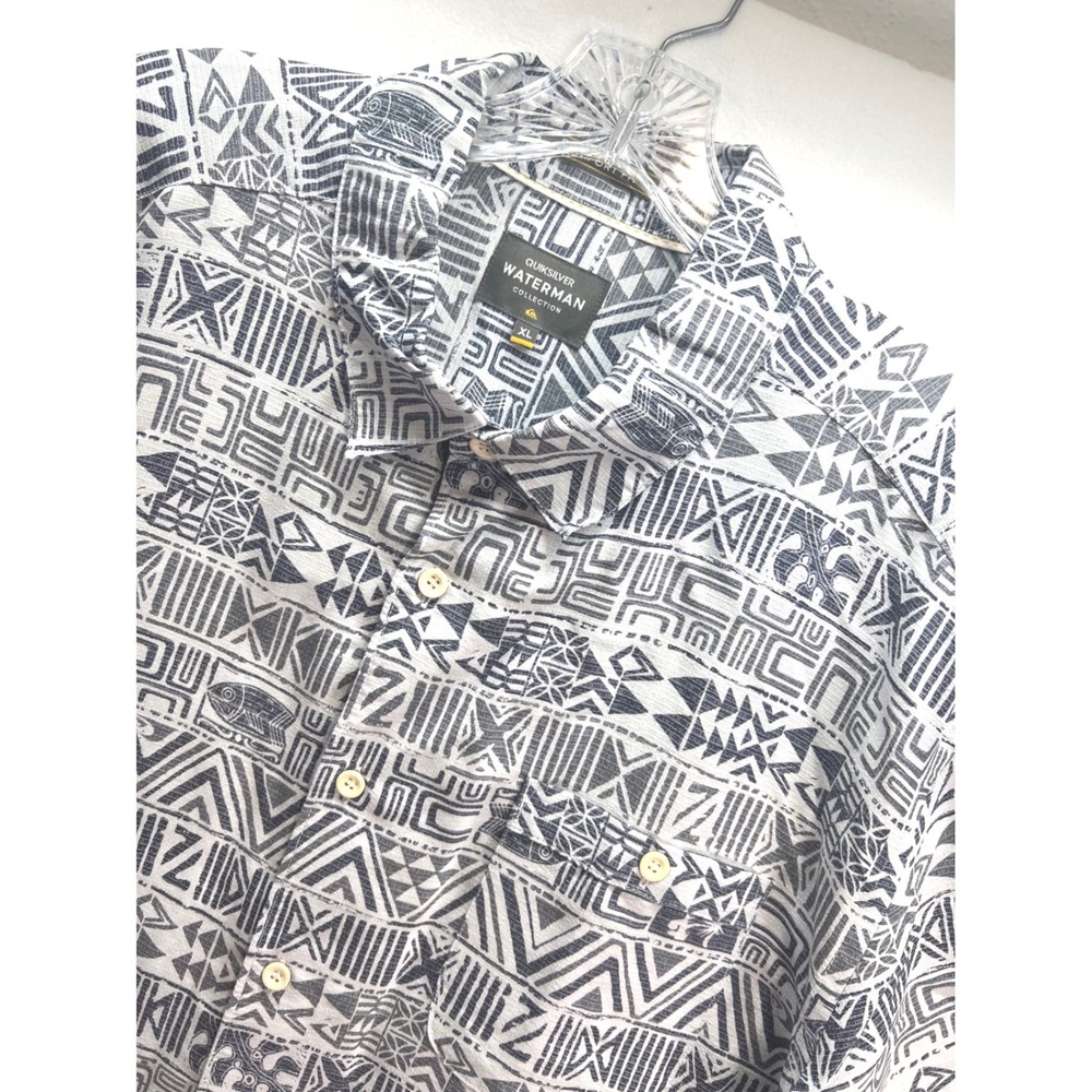 Quiksilver Waterman Collection Mens XL Tribal Geometric Fish Print Button Down